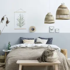 Jak pomalować sypialnię na 2 kolory? Triki, inspiracje, efekty WOW