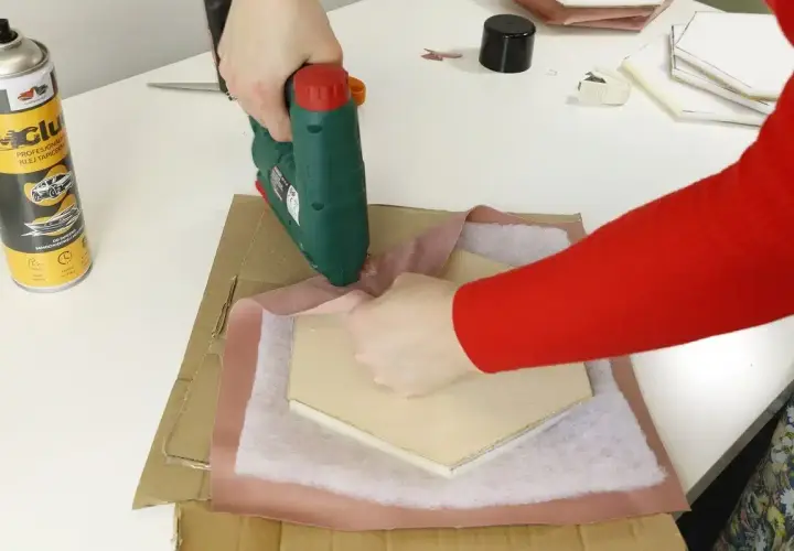 Panel tapicerowany DIY: Zrób to sam i stwórz wymarzone wnętrze!