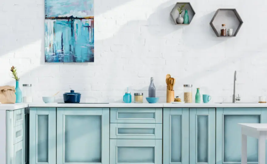 Jak pomalować fronty szafek? Poradnik DIY do idealnego efektu